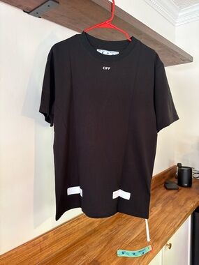 Off-White Black T-Shirt Medium W/ Tags